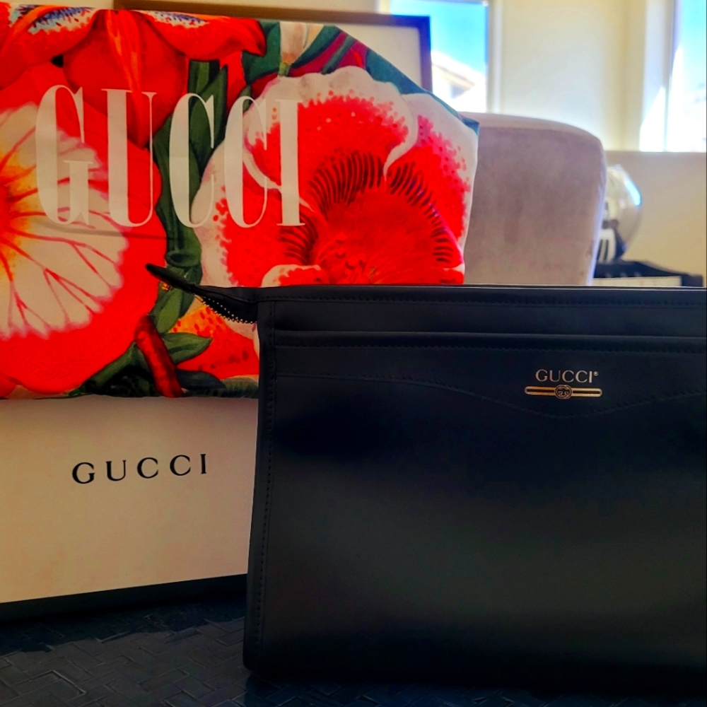 Gucci cosmetic bag